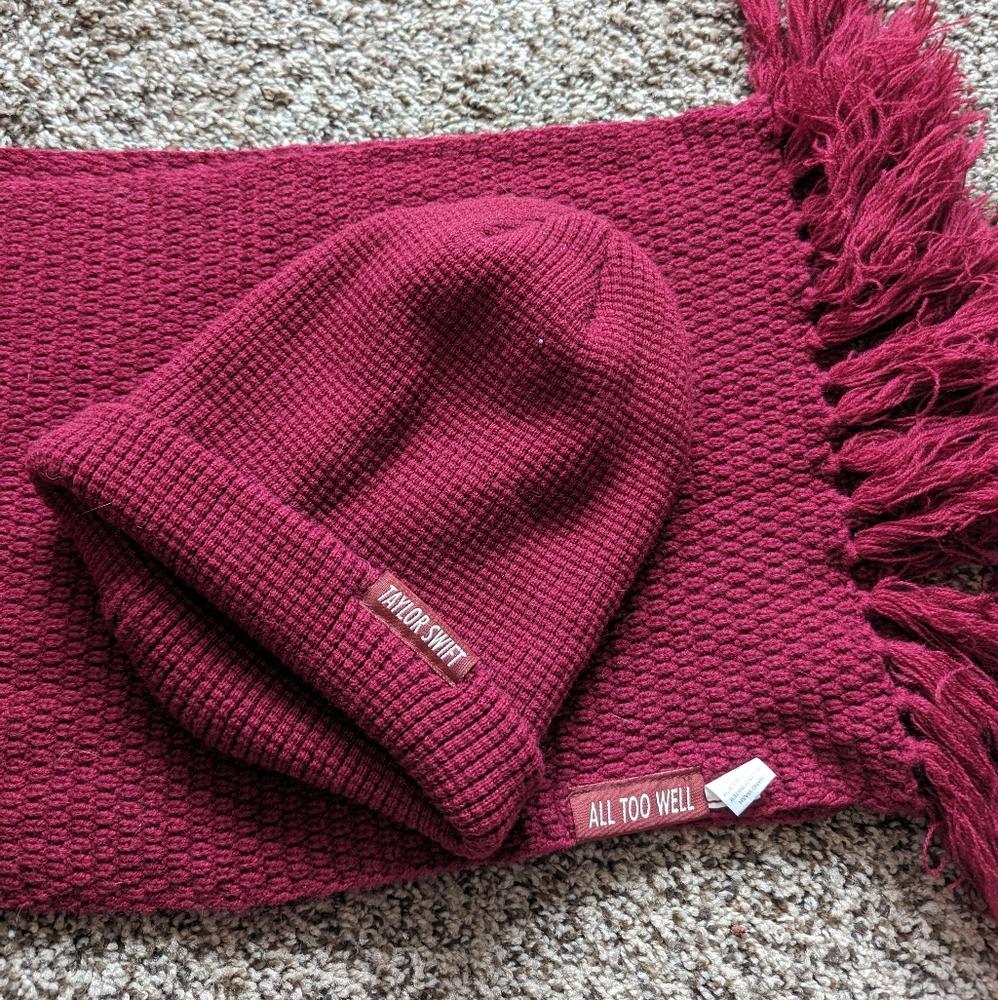 Taylor Swift All Too Well Hat and Scarf